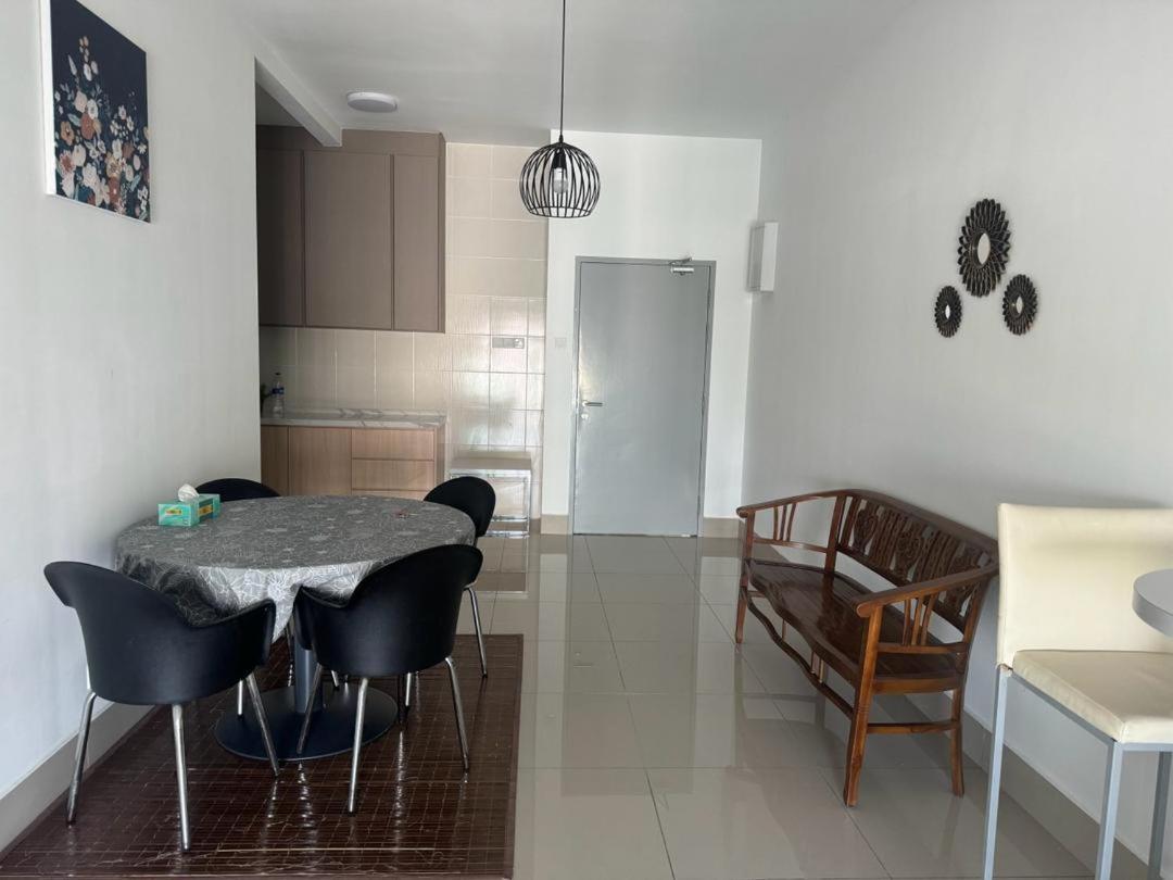 Razak Homestay Pangsapuri